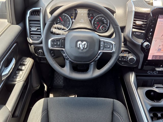 New 2026 RAM 1500 Big Horn AWD/4WD image 6