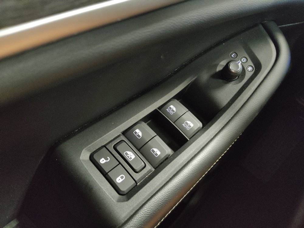 Used 2023 Jeep Grand Cherokee 4WD 4xe w/ Luxury Tech Group II image 27