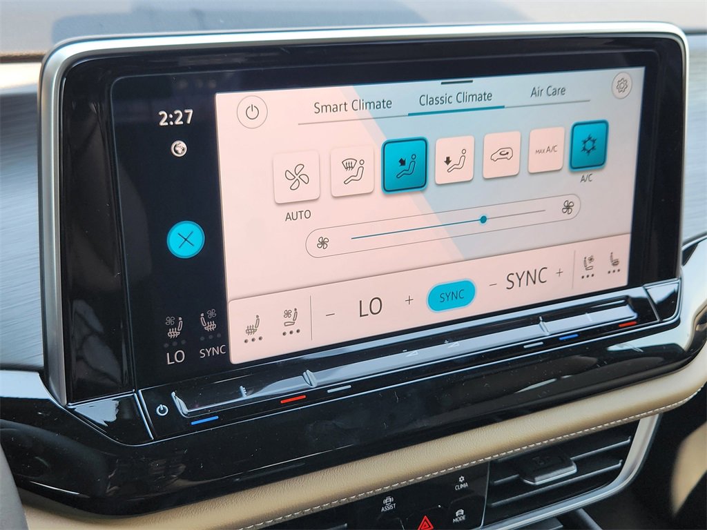 New 2025 Volkswagen Atlas Cross Sport SE image 12