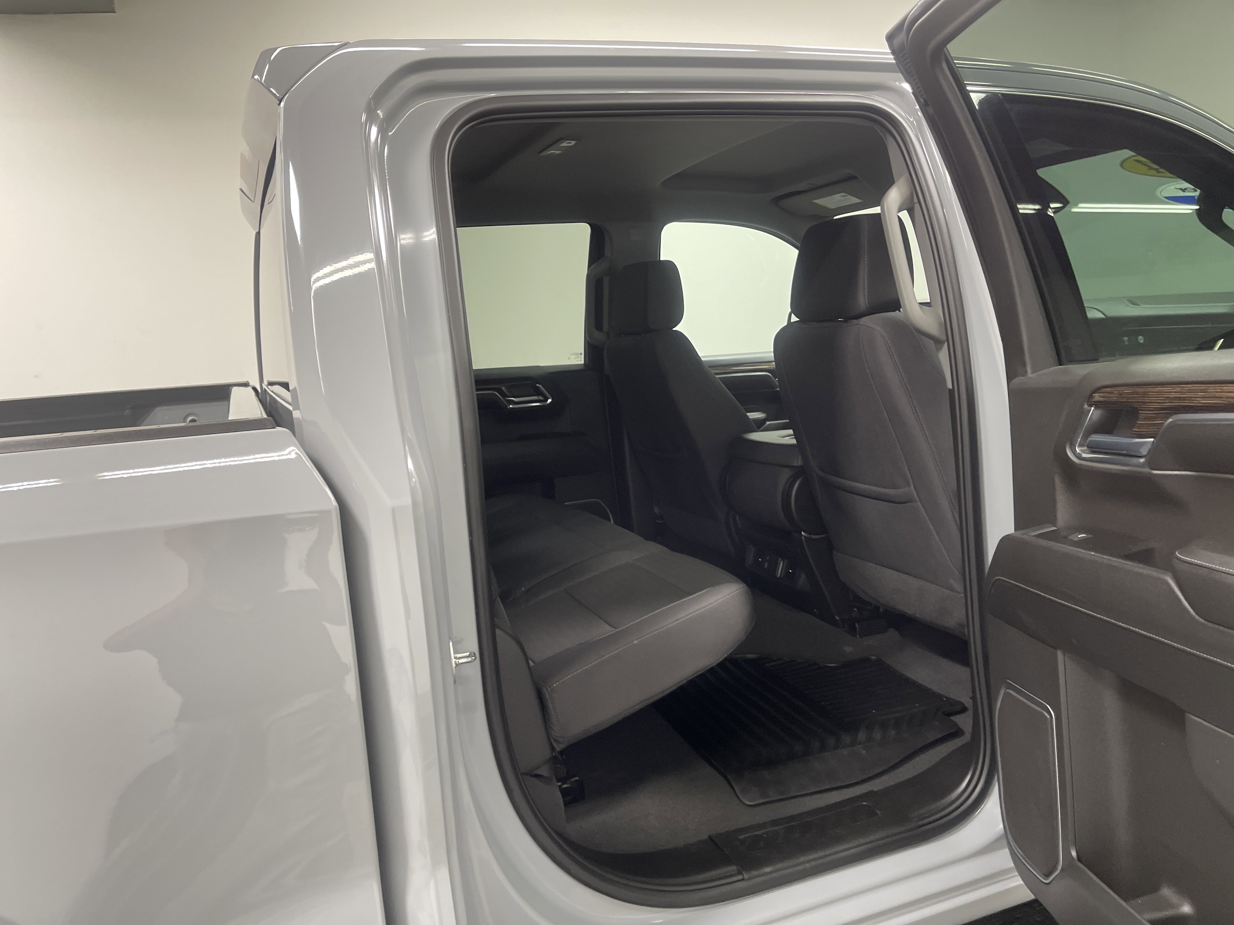 Used 2024 GMC Sierra 1500 SLE AWD/4WD image 27