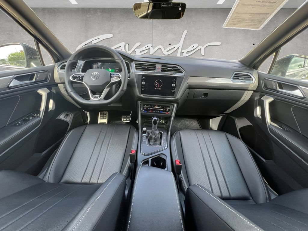Used 2022 Volkswagen Tiguan SE R-Line FWD image 20