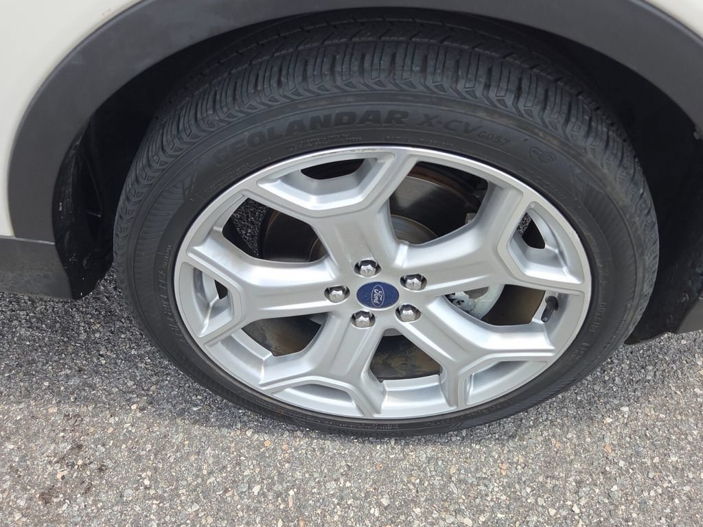 Used 2018 Ford Escape Titanium FWD image 14