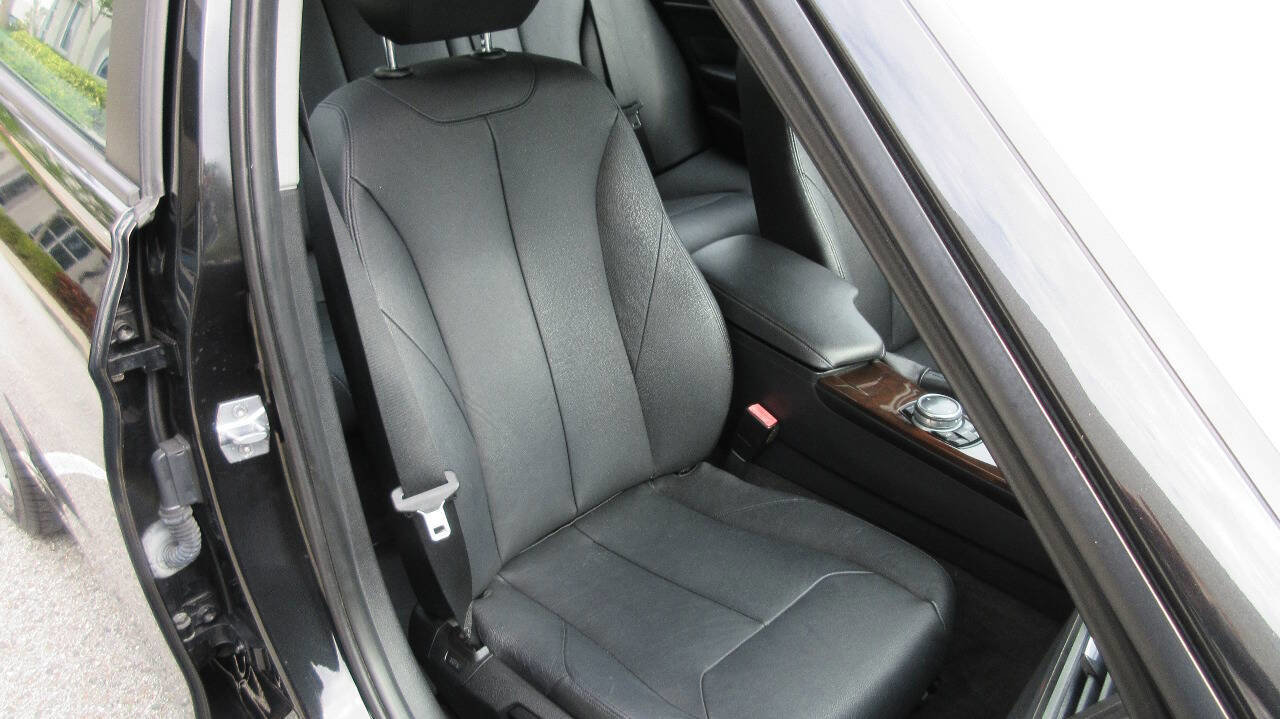 Used 2014 BMW 328i xDrive Sedan image 25