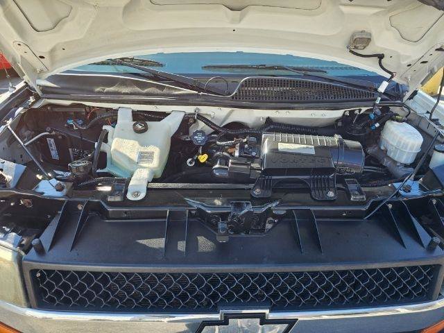 Used 2019 Chevrolet Express 3500 LT w/ LT Preferred Equipment Group RWD image 33