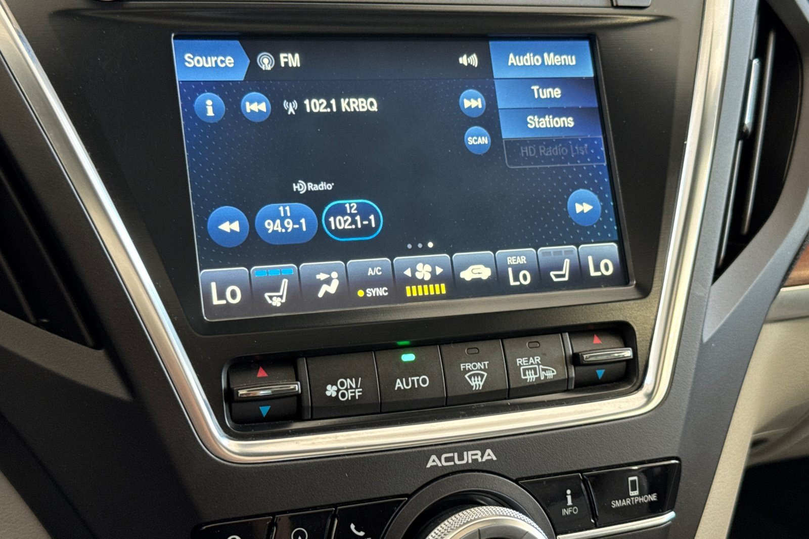 Used 2018 Acura MDX w/ Advance Package AWD/4WD image 25