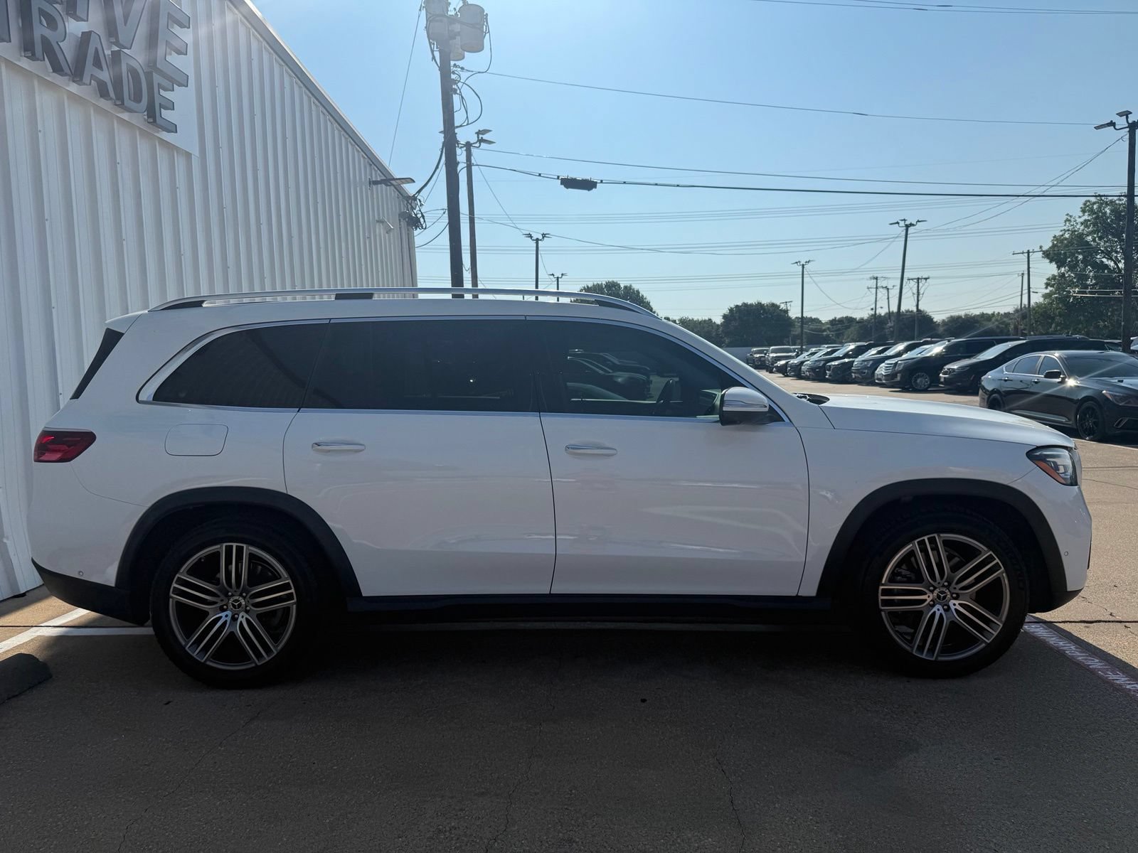 Used 2024 Mercedes-Benz GLS 450 4MATIC image 8