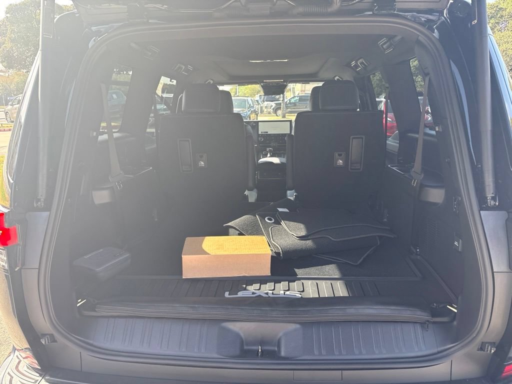 Certified 2026 Lexus GX 550 w/ Accessory Package (2T) AWD/4WD image 19
