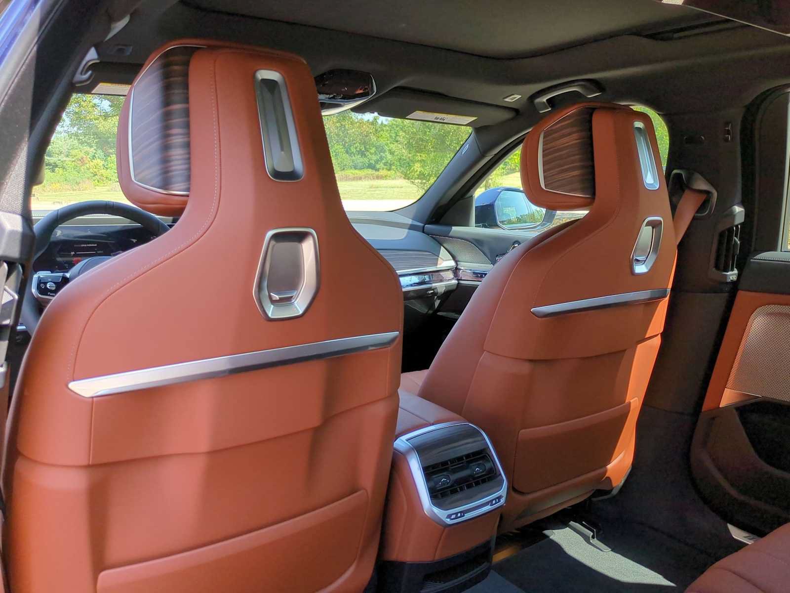 New 2026 BMW i7 xDrive60 AWD/4WD image 18