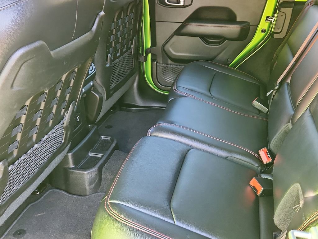 Used 2019 Jeep Wrangler Unlimited Rubicon w/ Uconnect 4C Nav & Sound Group image 10