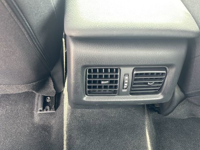 Used 2025 Toyota Camry LE image 16