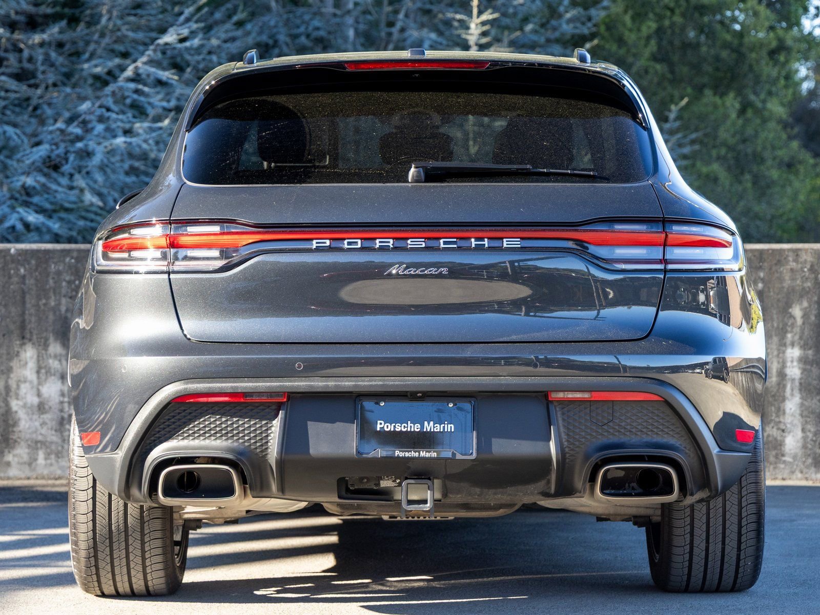 Certified 2025 Porsche Macan image 10