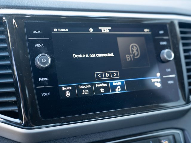 Certified 2022 Volkswagen Atlas SE image 24