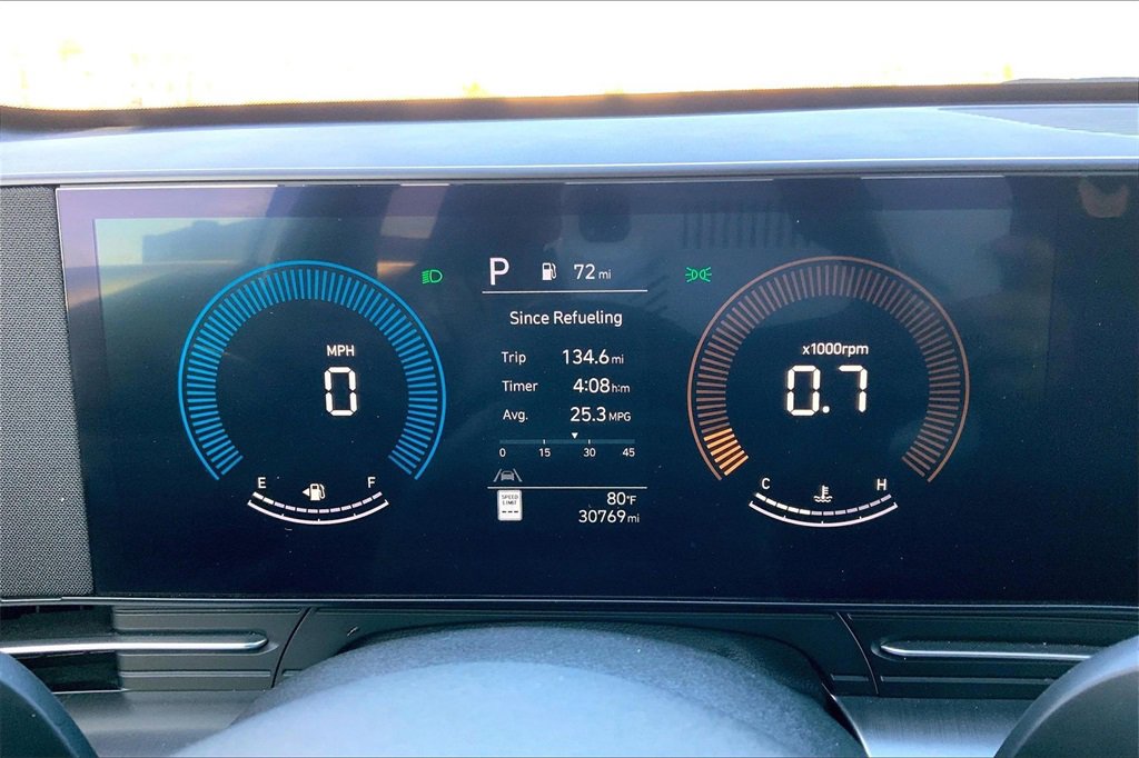 Used 2025 Hyundai Kona SEL image 14