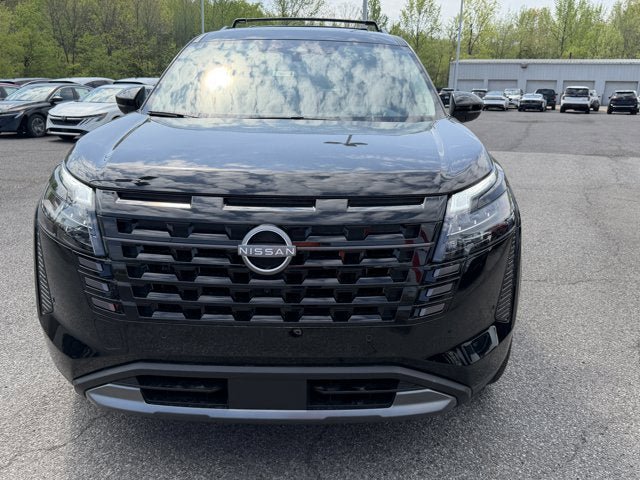 New 2026 Nissan Pathfinder Platinum AWD/4WD image 2