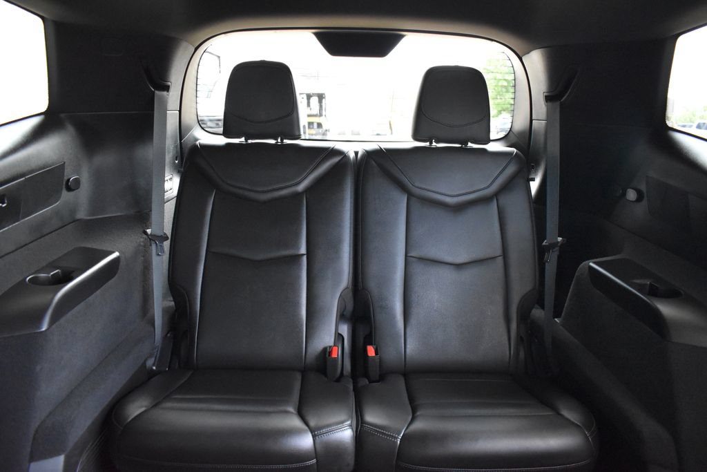 Used 2020 Cadillac XT6 Premium Luxury FWD image 16