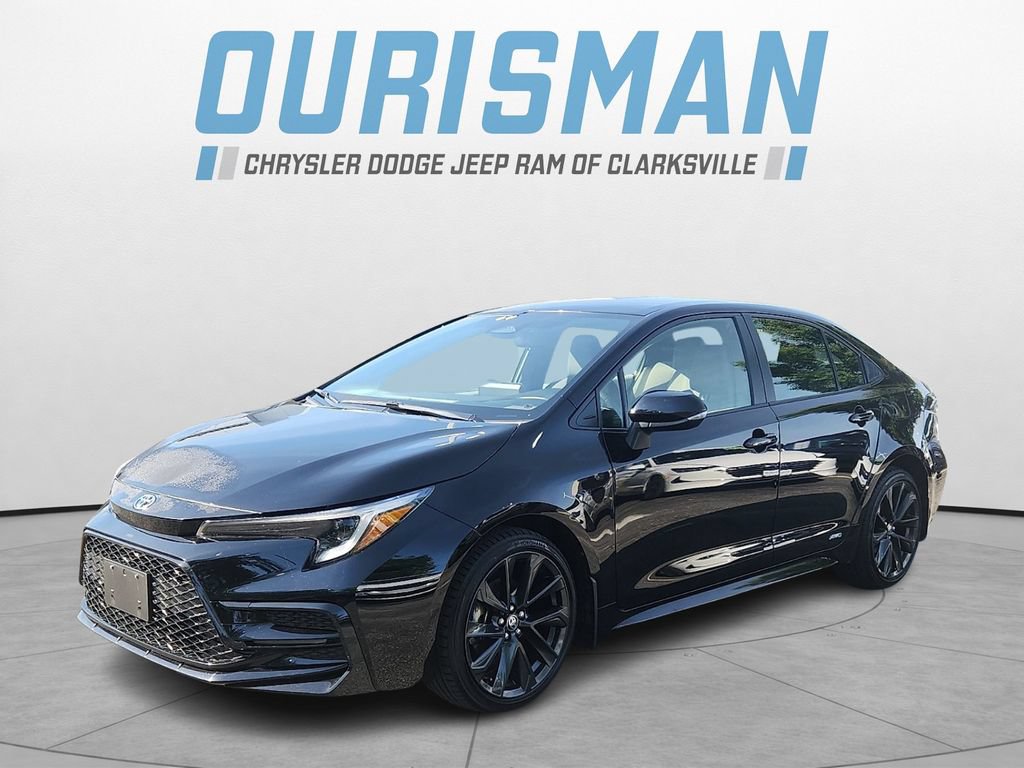 Used 2024 Toyota Corolla SE AWD/4WD image 3