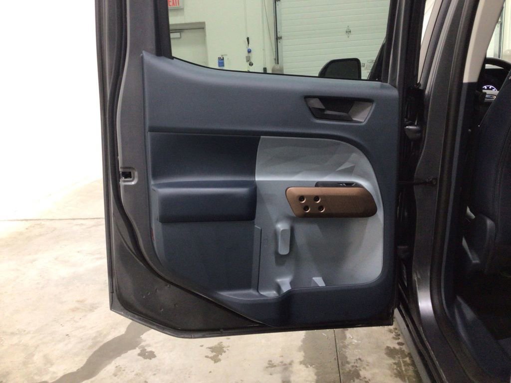 Used 2024 Ford Maverick Lariat w/ 4K Tow Package image 19