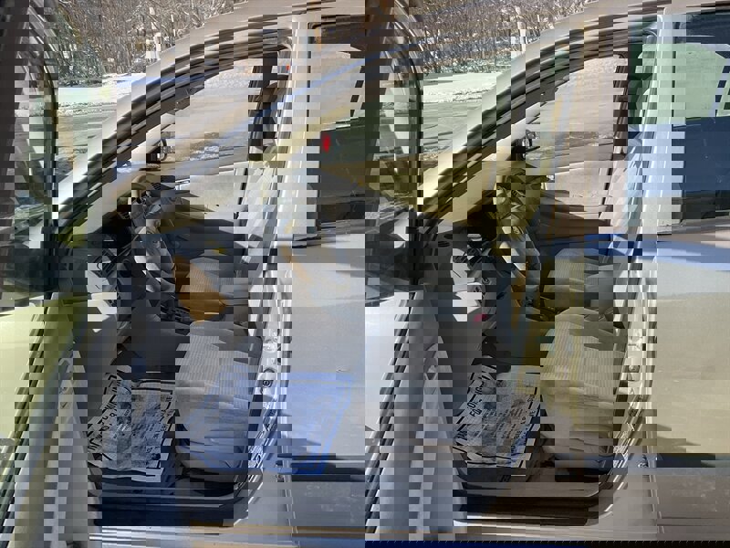 Used 2005 Toyota Corolla CE image 10