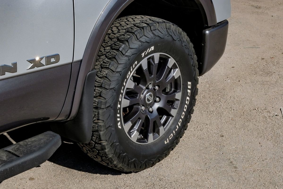 Used 2019 Nissan Titan PRO-4X image 60