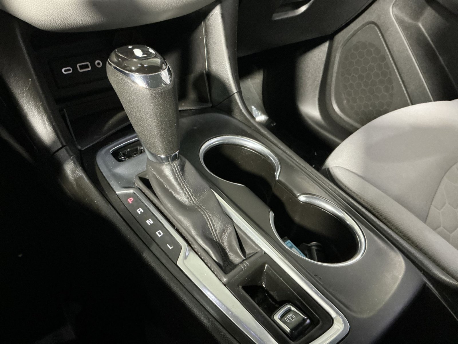 Used 2019 Chevrolet Equinox LS AWD/4WD image 22