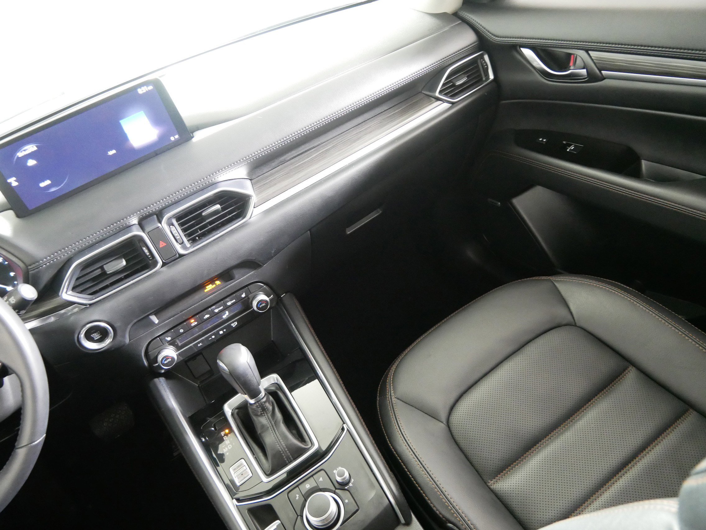 Used 2023 MAZDA CX-5 AWD 2.5 S w/ Premium Package image 11