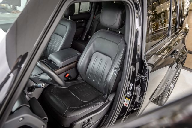 Used 2020 Land Rover Defender 110 X image 38