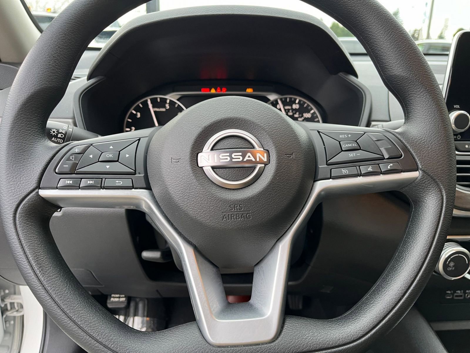 Used 2025 Nissan Altima 2.5 SV image 28