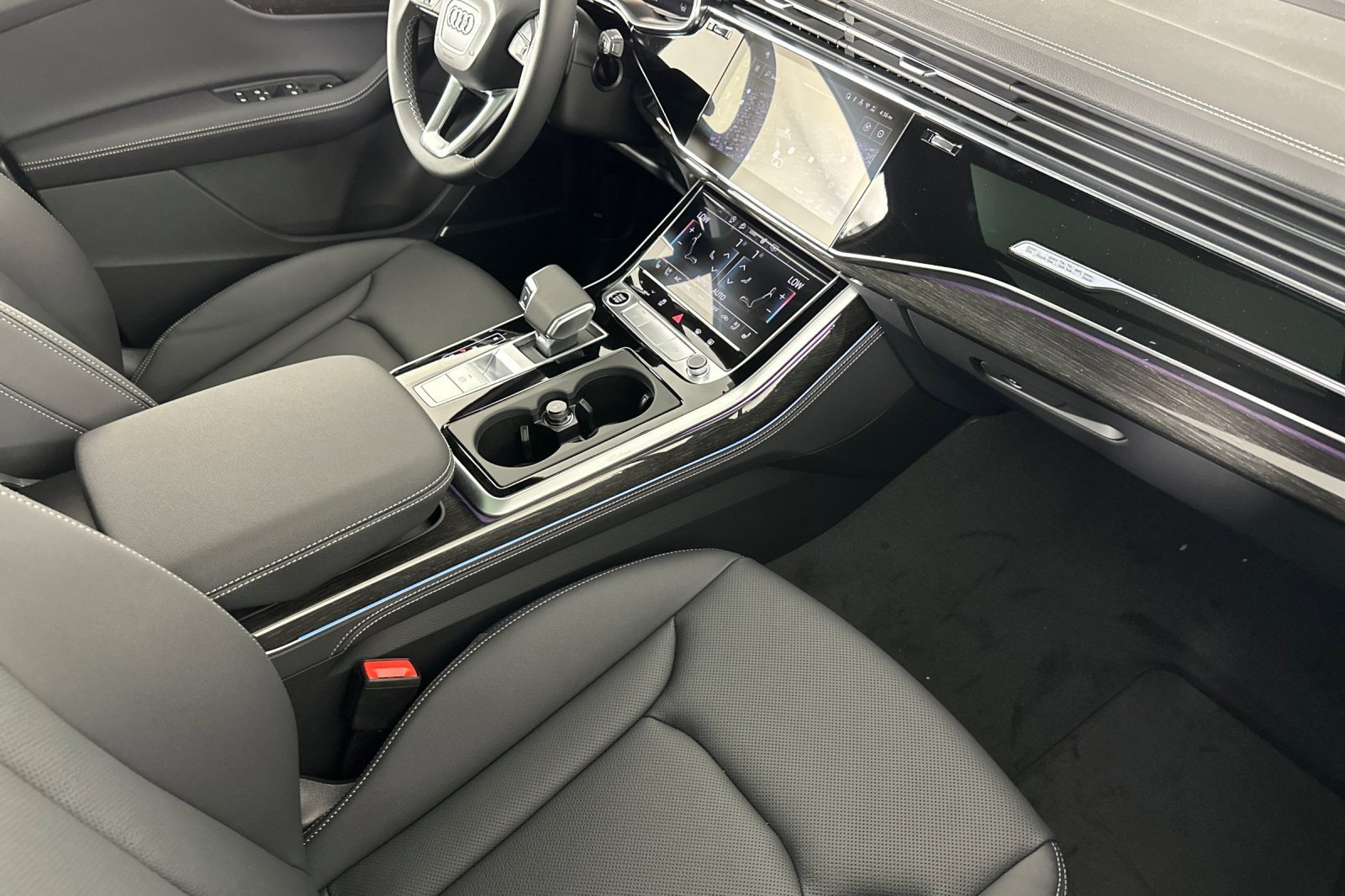 New 2026 Audi Q7 3.0T Premium Plus AWD/4WD image 16