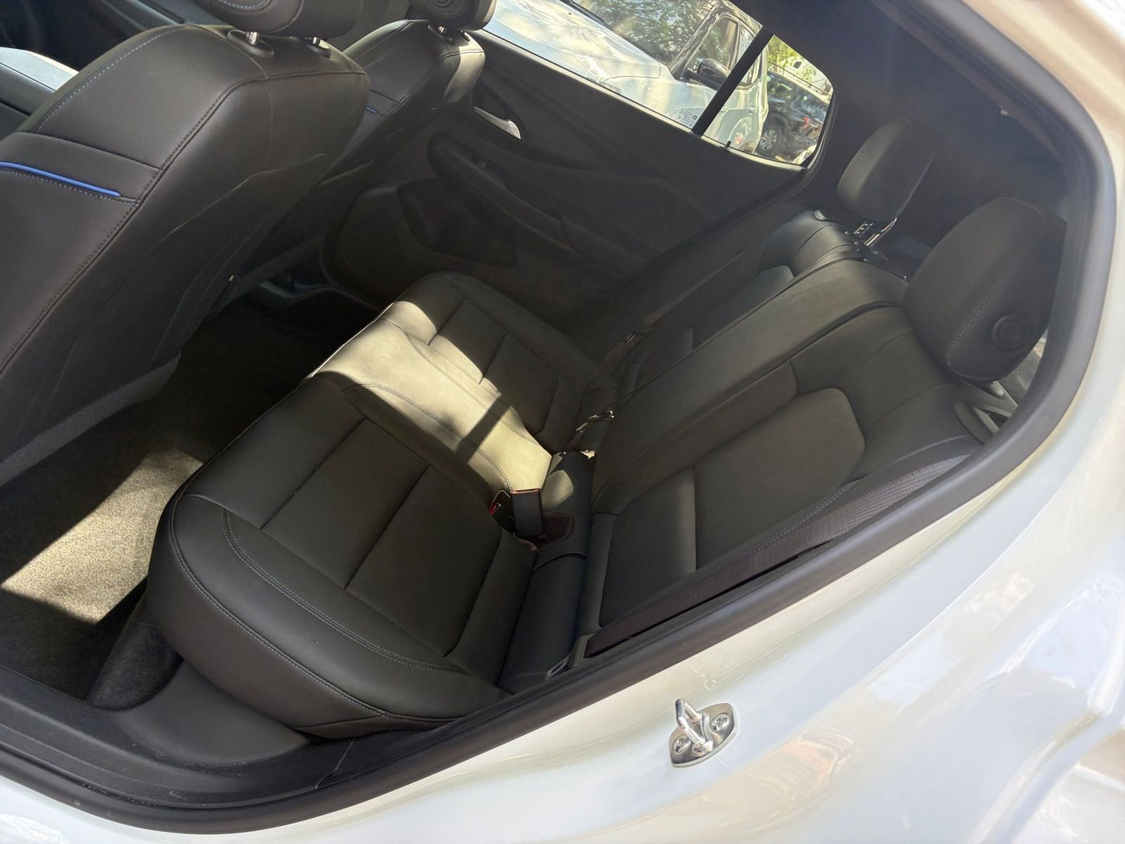 Used 2025 Buick Envista Sport Touring FWD image 35