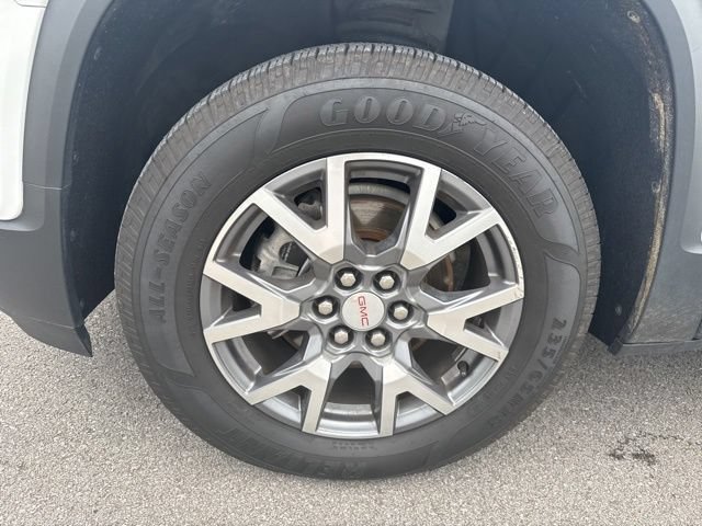 Used 2023 GMC Acadia SLT FWD image 9