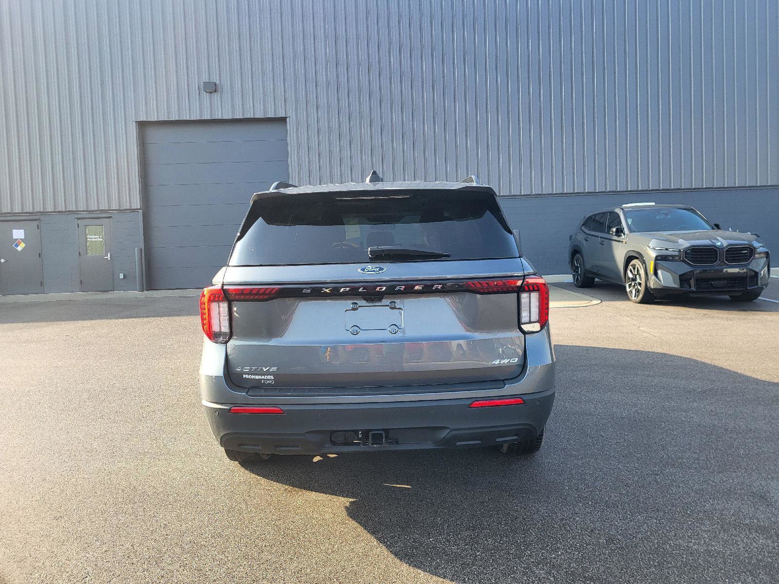 Used 2025 Ford Explorer Active image 4