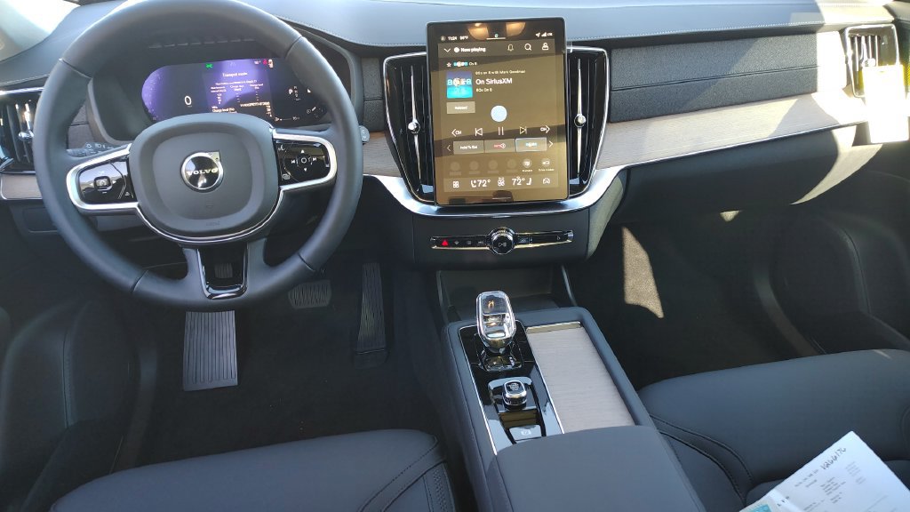 New 2026 Volvo XC90 B6 Plus AWD/4WD image 12