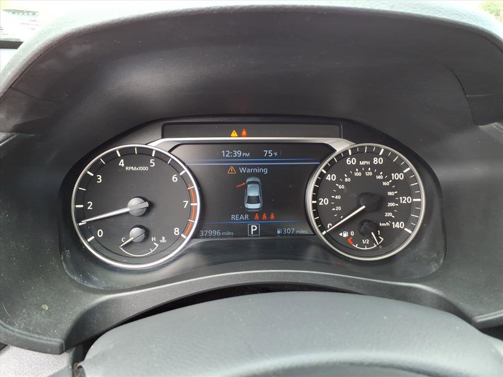 Used 2024 Nissan Altima 2.5 SV image 9