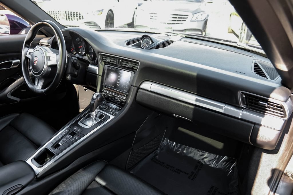 Used 2014 Porsche 911 Carrera RWD image 10