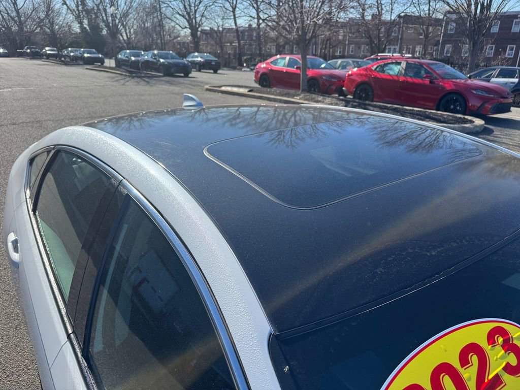 Used 2023 Honda Accord EX image 19