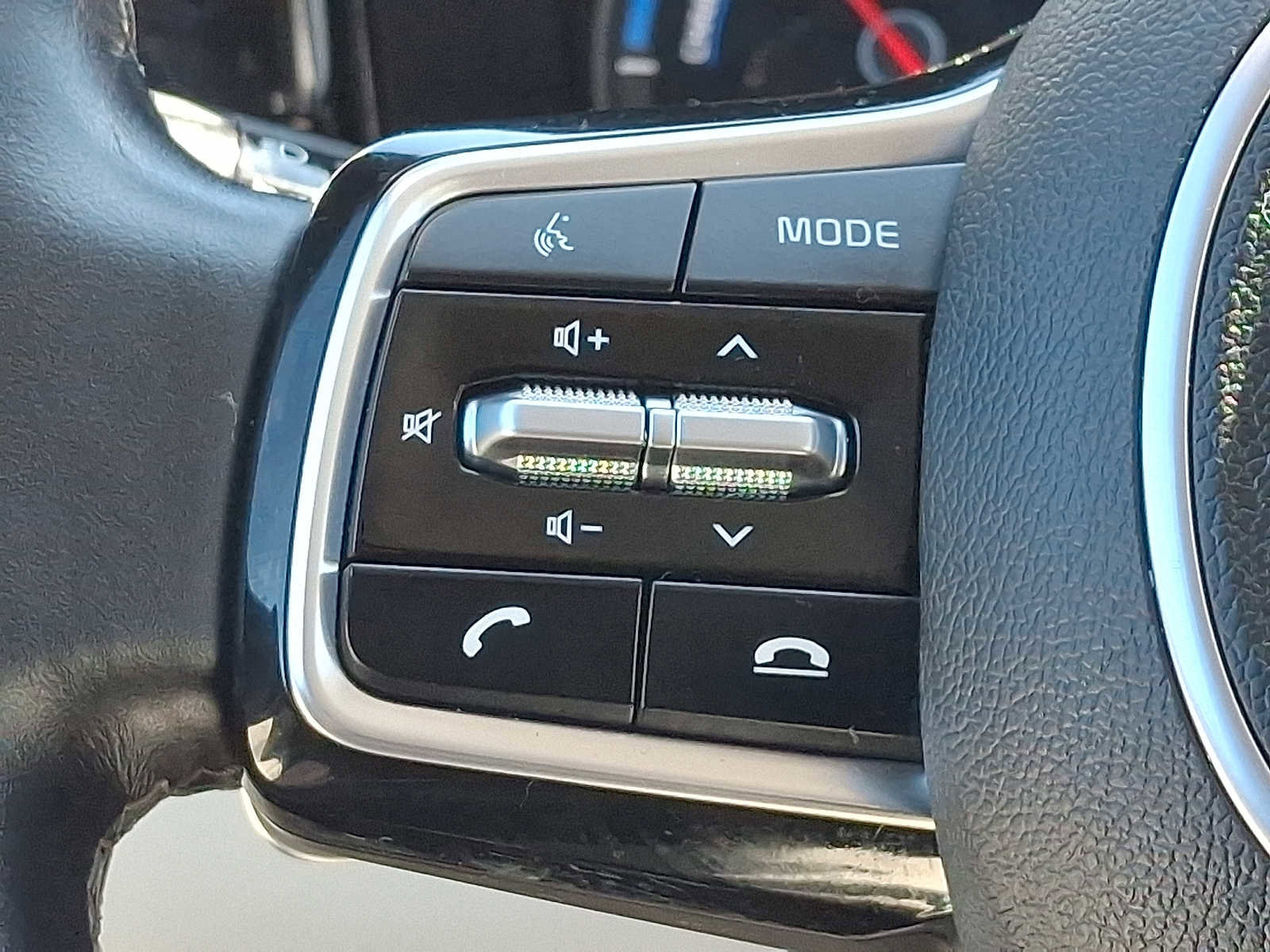 Used 2023 Kia Sorento EX image 22