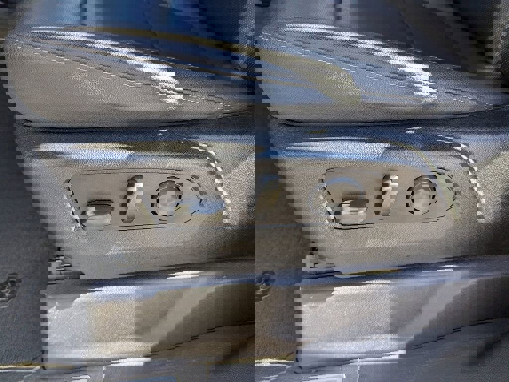 Certified 2024 Chevrolet Silverado 1500 LTZ w/ LTZ Premium Package image 17