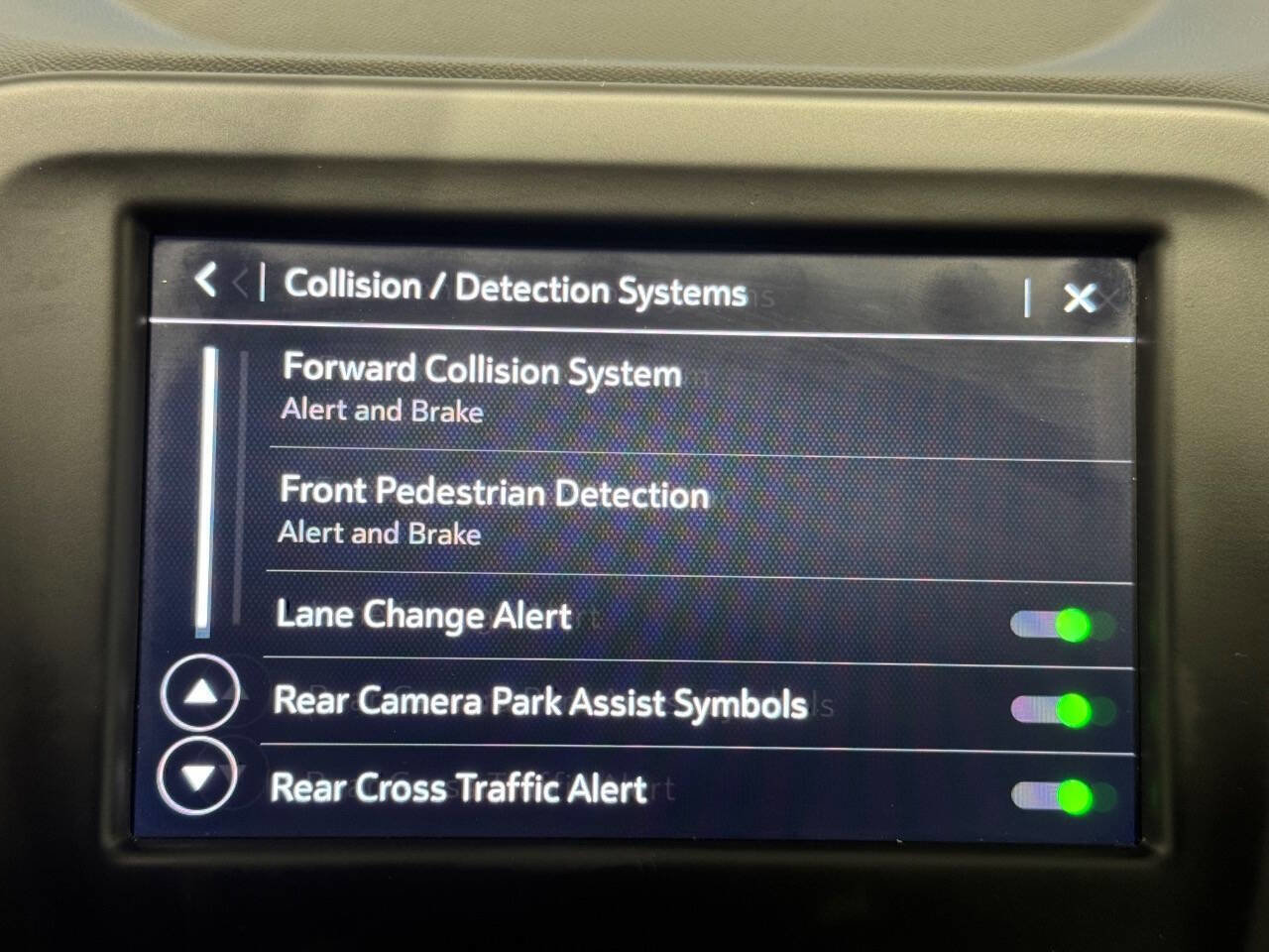 Used 2022 Chevrolet Equinox LT image 40