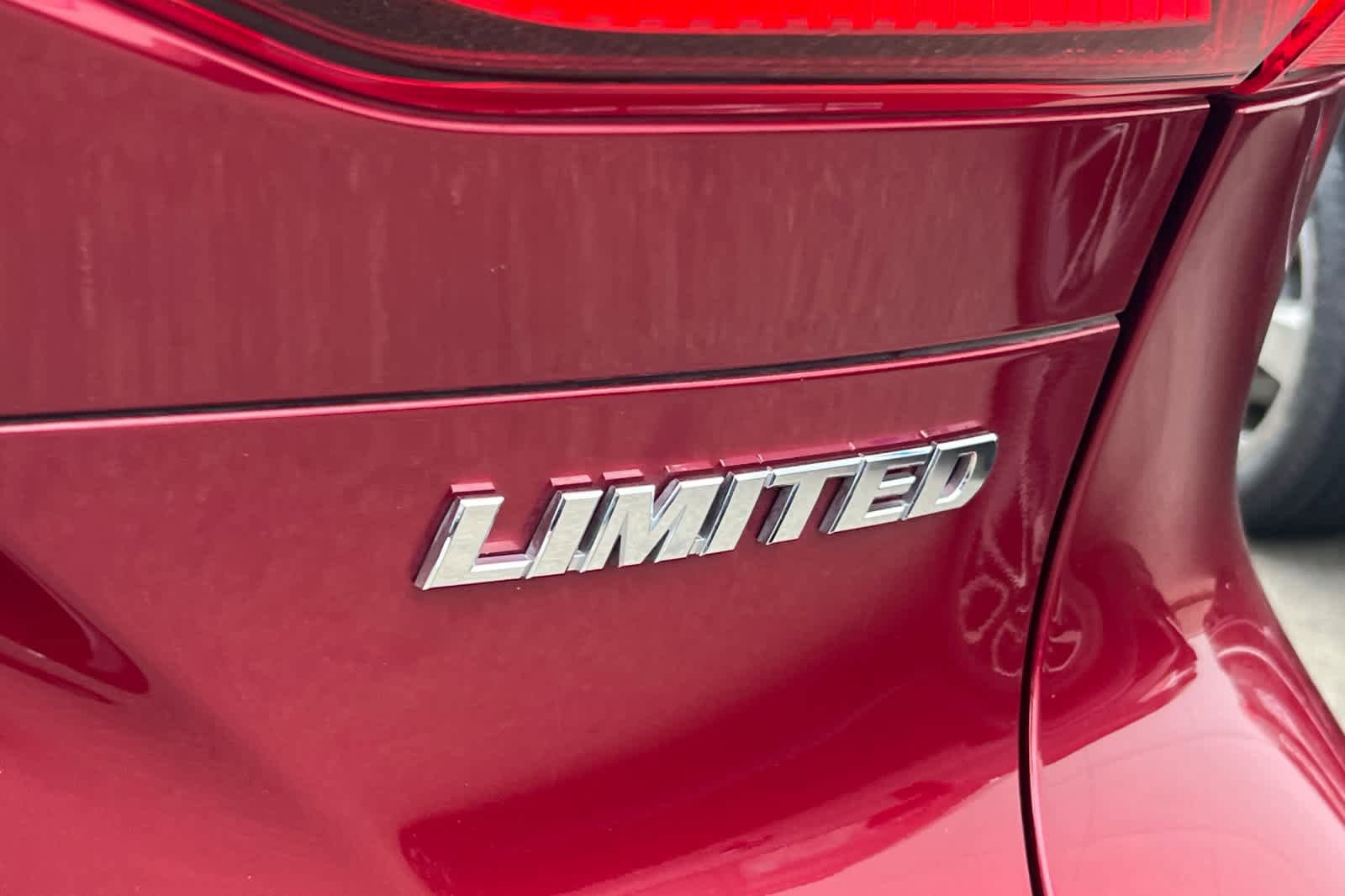 Used 2023 Toyota Venza Limited AWD/4WD image 21