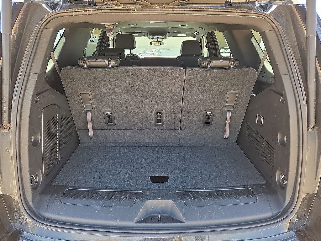 Used 2025 Chevrolet Tahoe LT AWD/4WD image 13