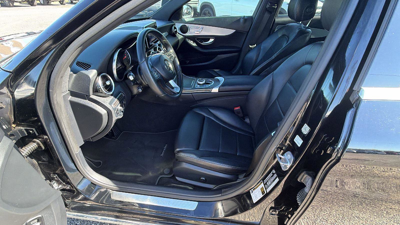 Used 2018 Mercedes-Benz C 300 Sedan image 13