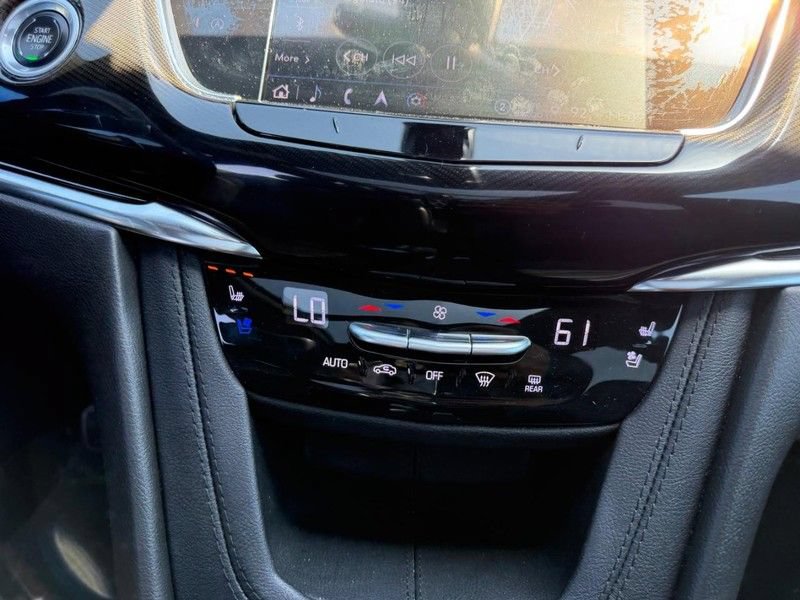 Used 2021 Cadillac XT6 Sport w/ Platinum Package AWD/4WD image 17