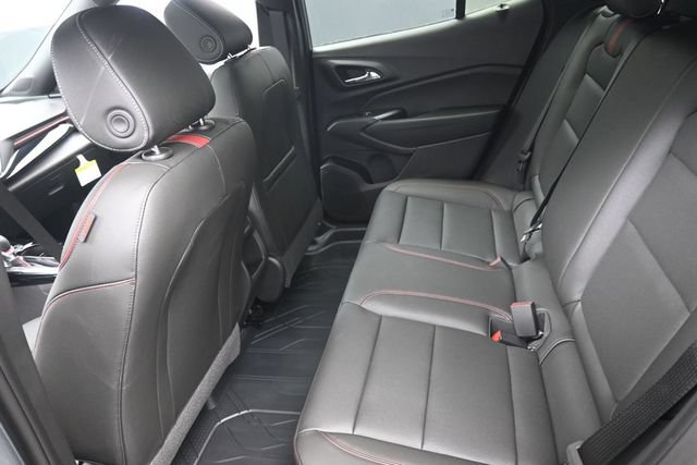 New 2026 Chevrolet Trax RS w/ Sunroof Package FWD image 9
