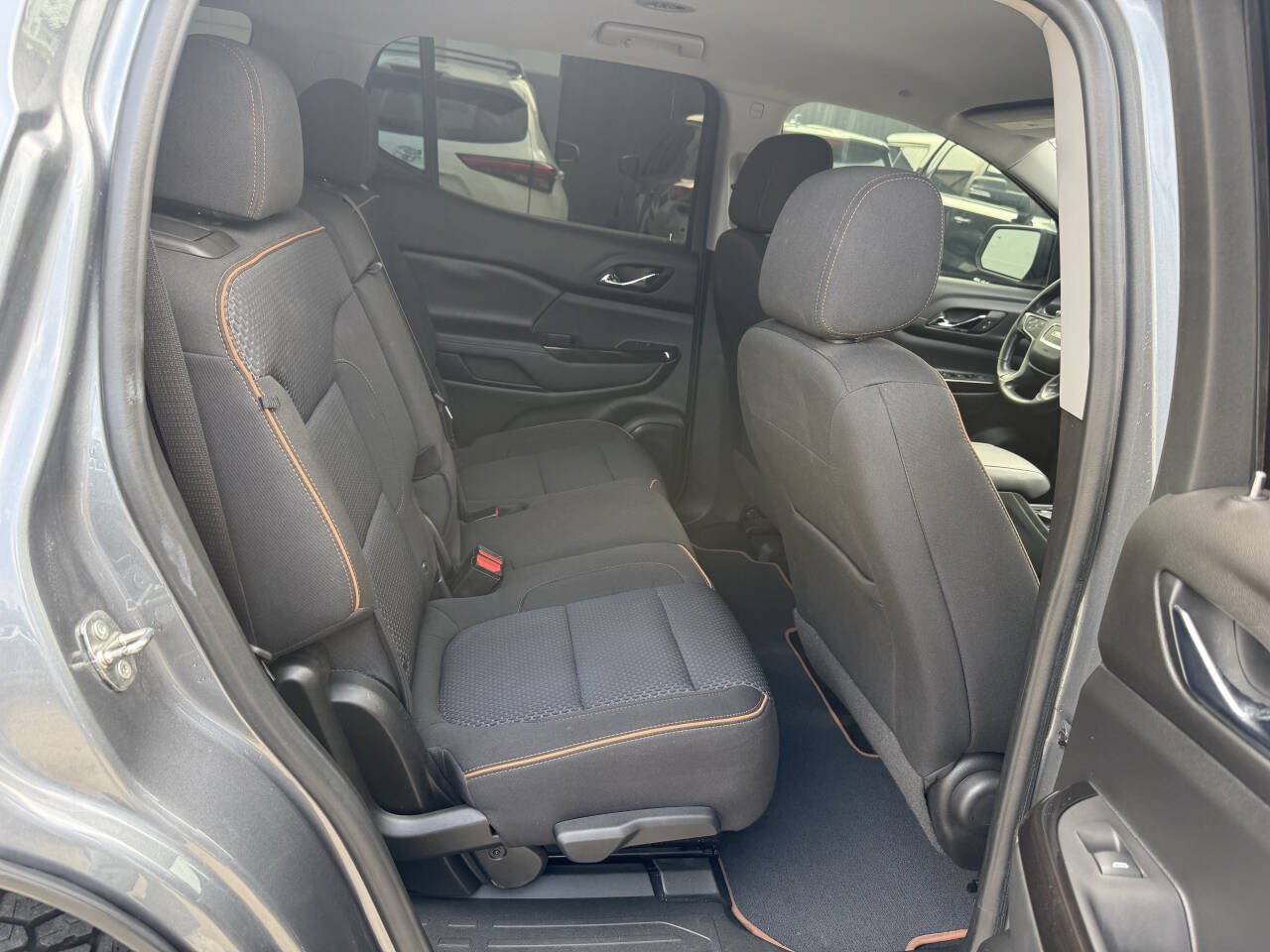 Used 2021 GMC Acadia AT4 AWD/4WD image 16