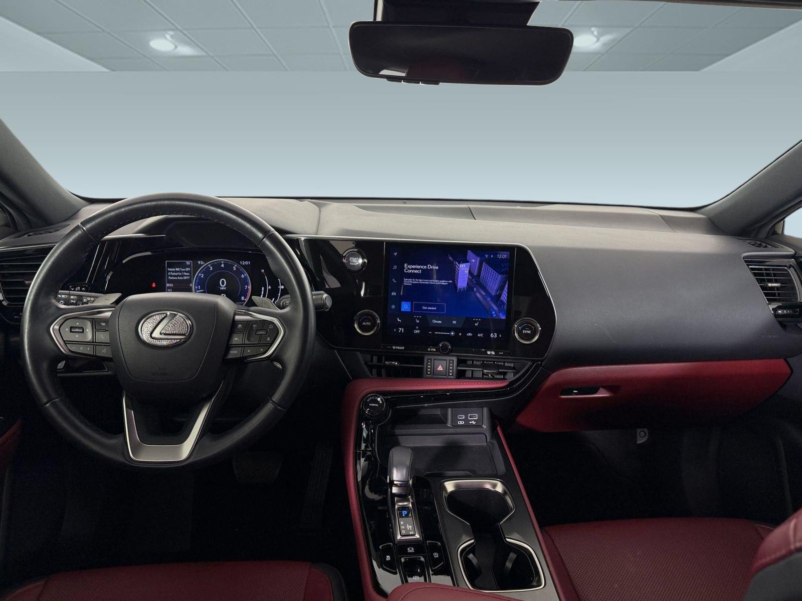 Used 2024 Lexus NX 250 FWD w/ Towing Package (2000 Lbs) image 4