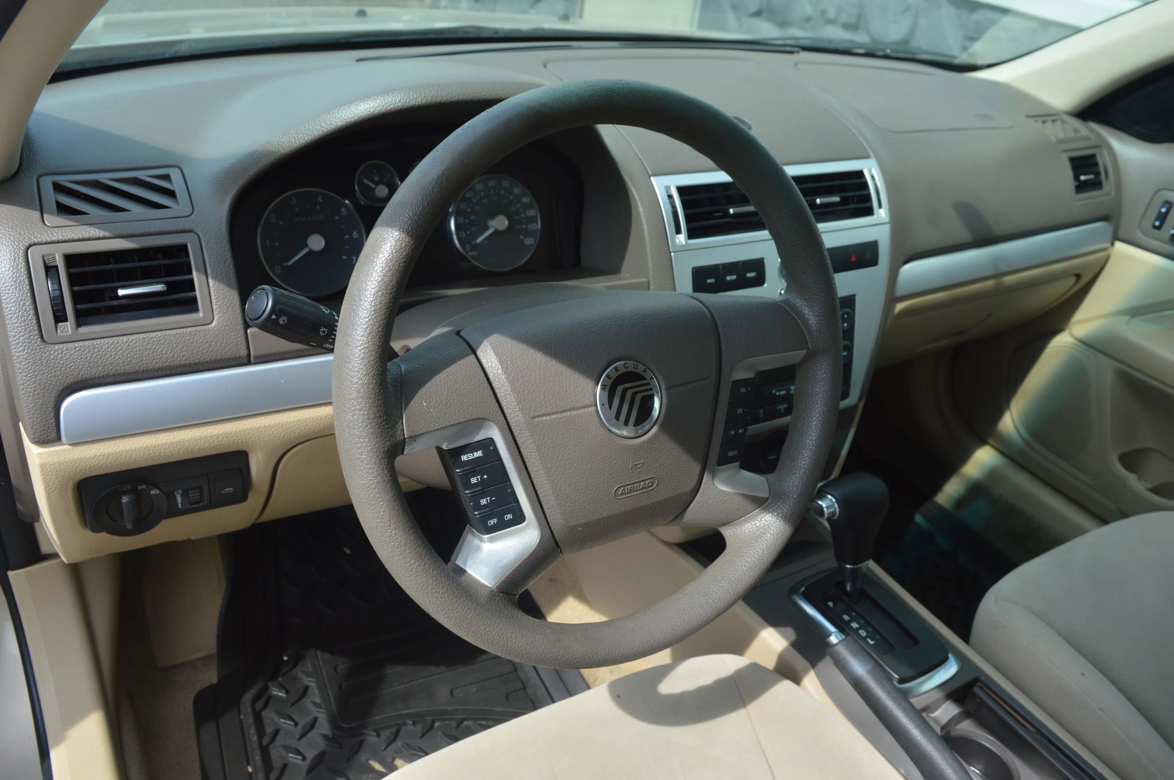 Used 2006 Mercury Milan image 25