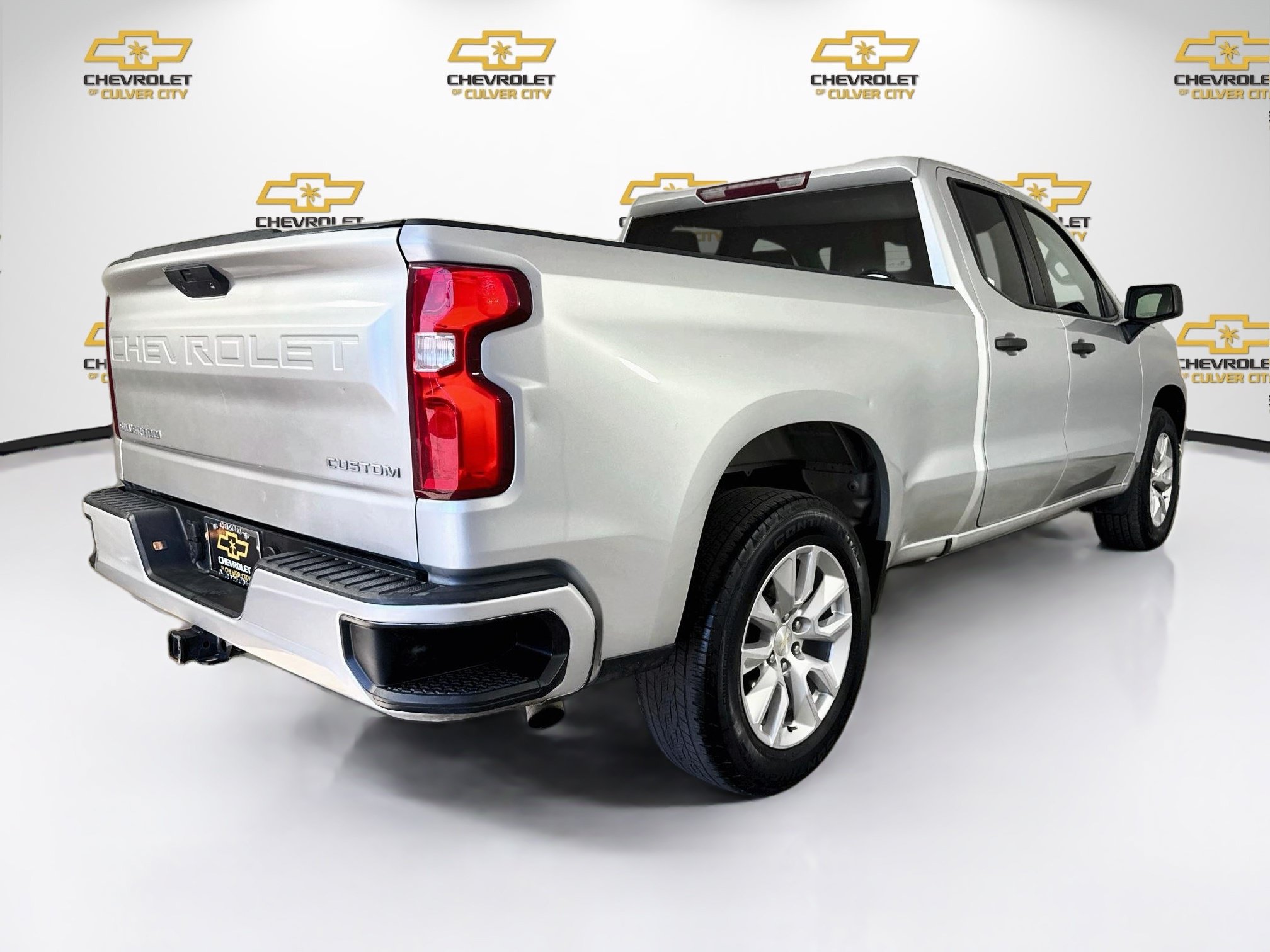 Used 2022 Chevrolet Silverado 1500 Custom RWD image 8
