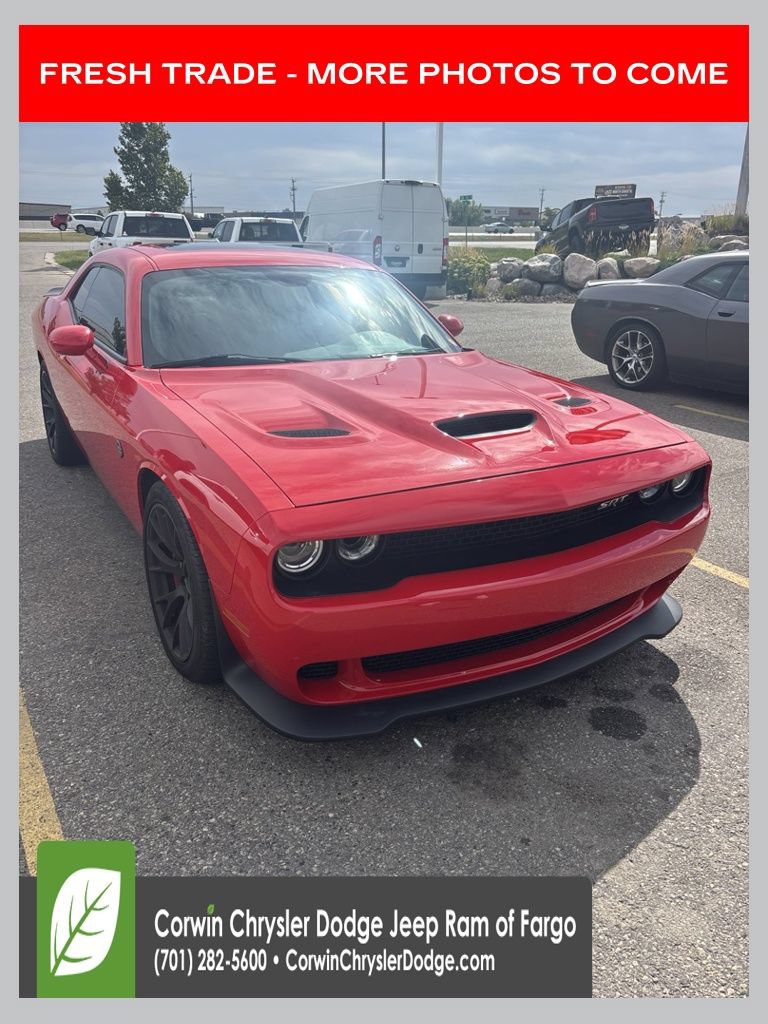 Used 2016 Dodge Challenger SRT Hellcat RWD image 1