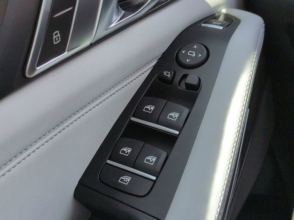 New 2026 BMW X5 xDrive40i w/ Climate Comfort Package image 25