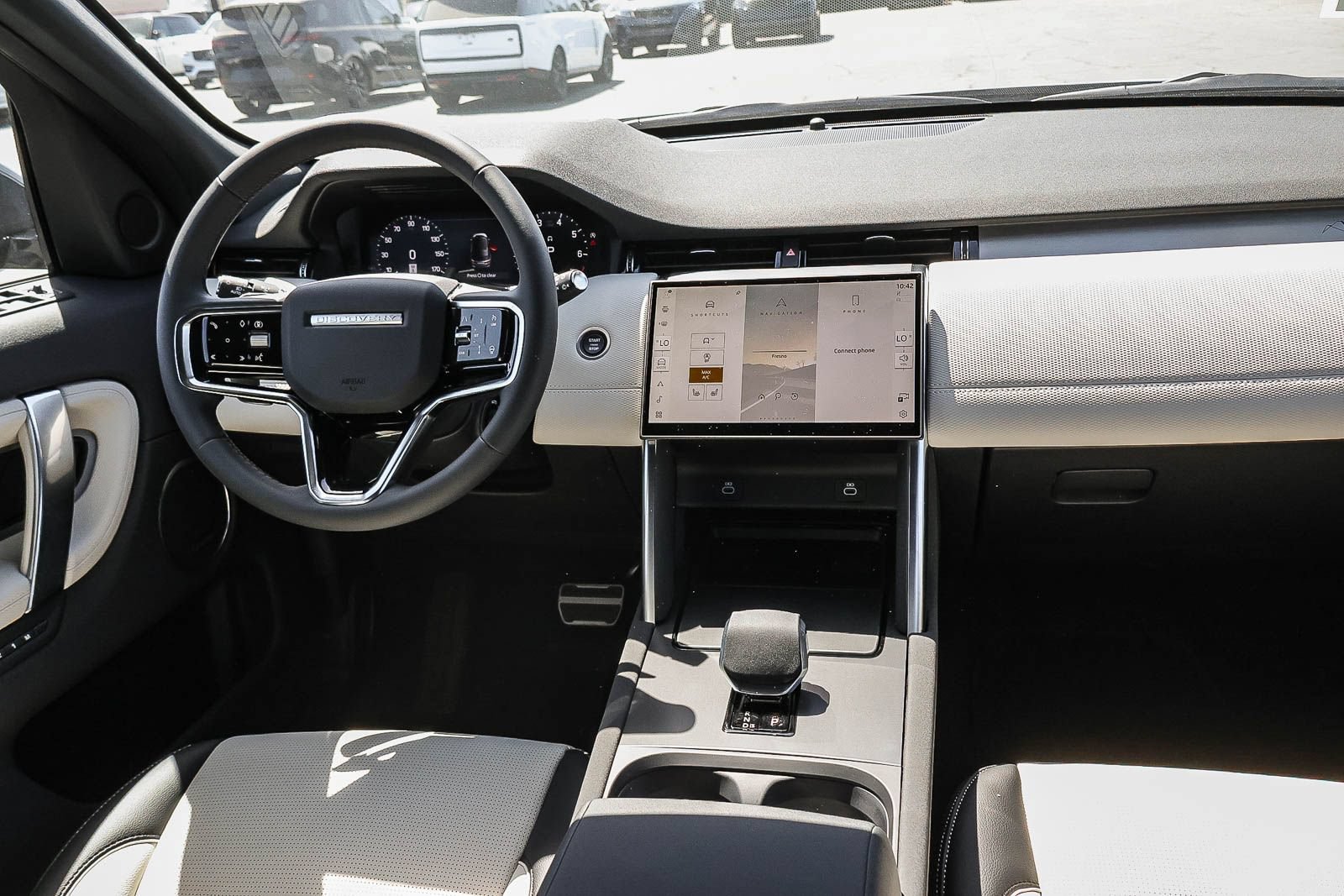 New 2026 Land Rover Discovery Sport Landmark AWD/4WD image 22